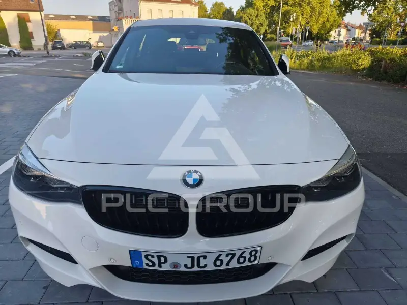 2020 BMW 320