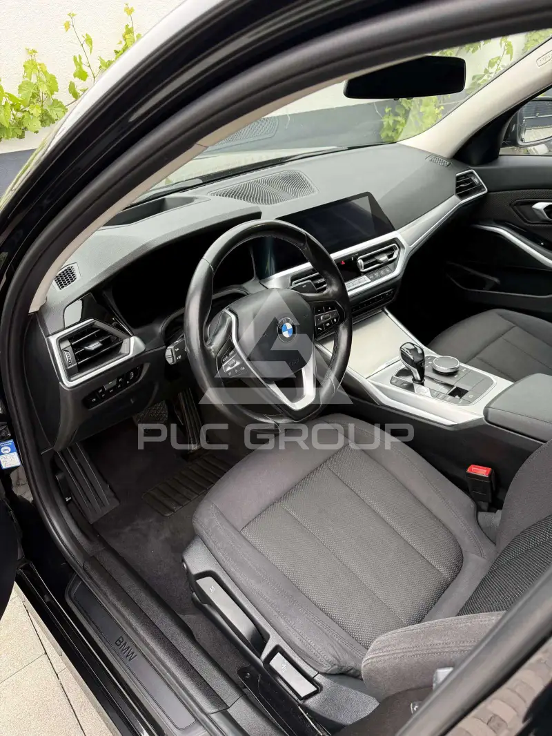 2020 BMW 320