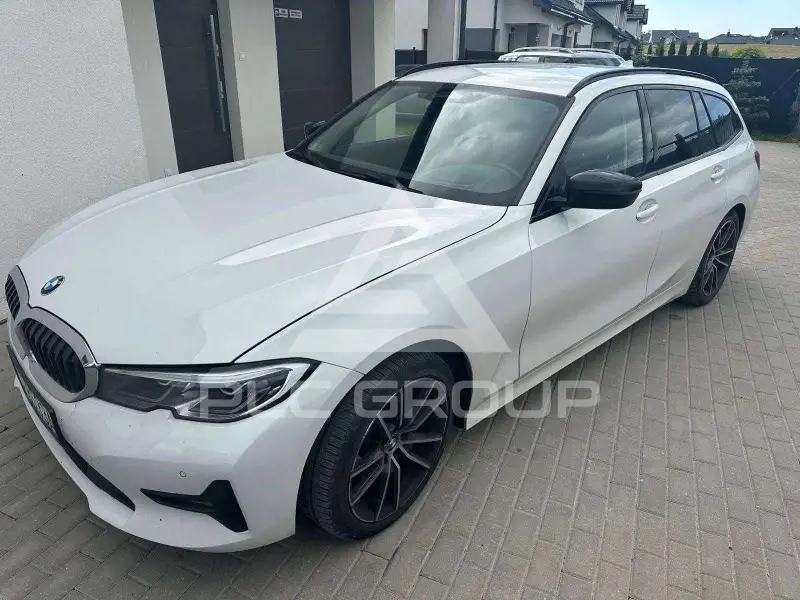 2020 BMW 320