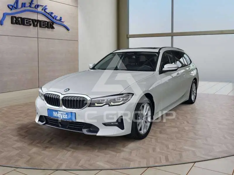 2020 BMW 330