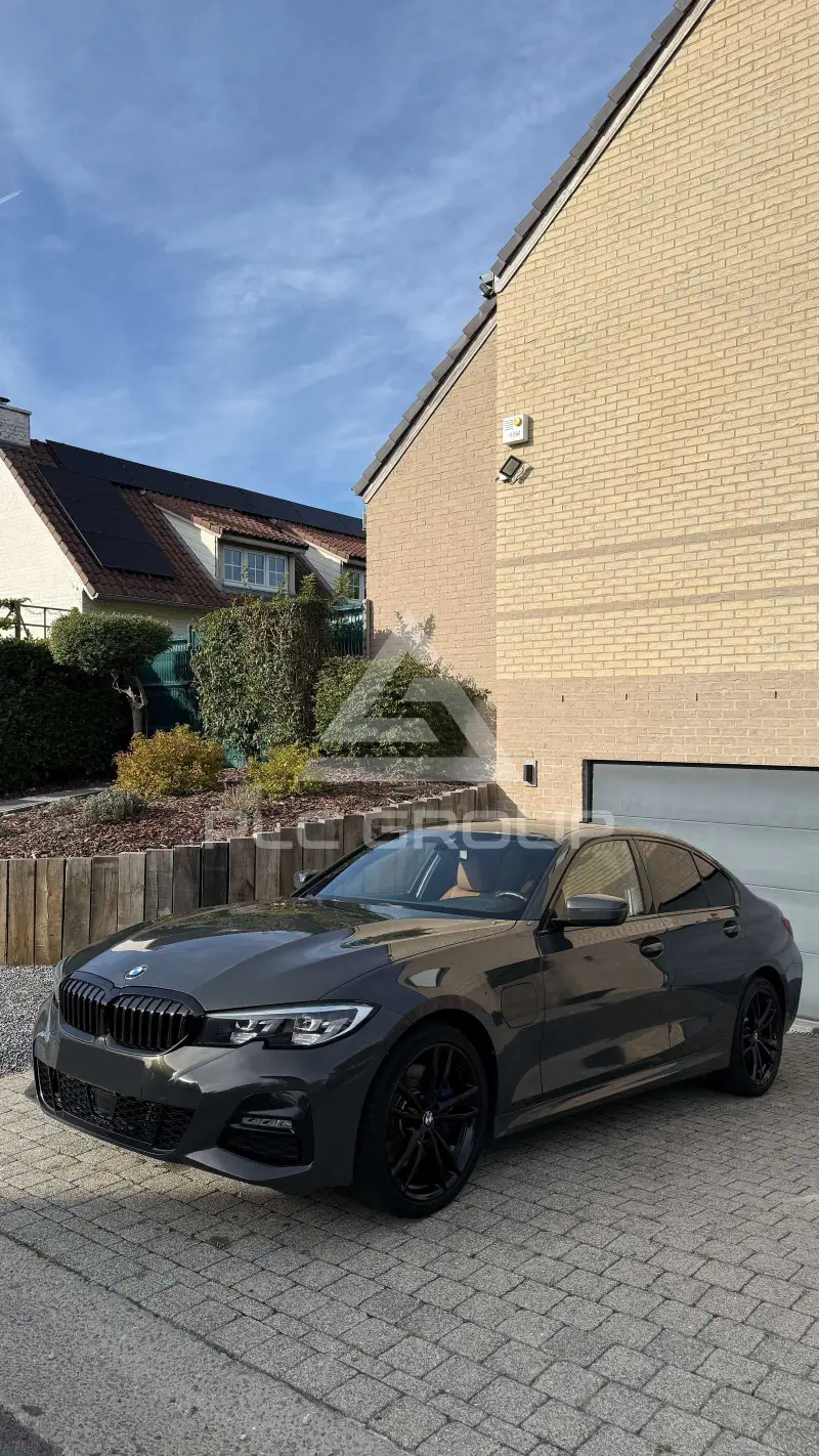 2020 BMW 330