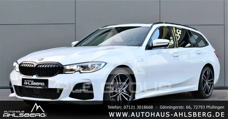 2020 BMW 330
