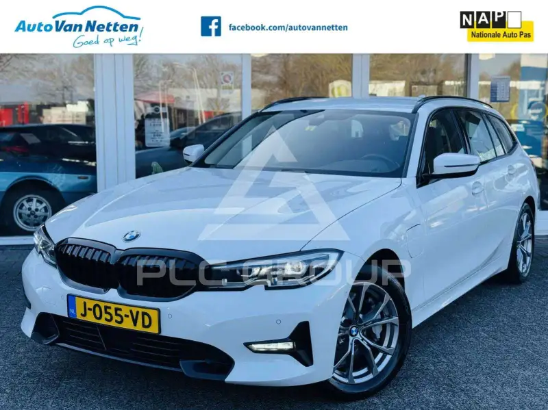 2020 BMW 330