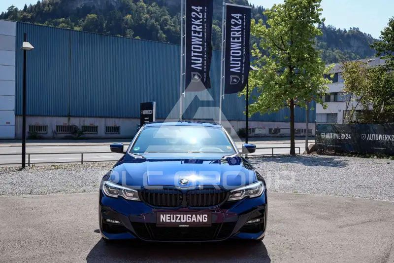 2020 BMW 330