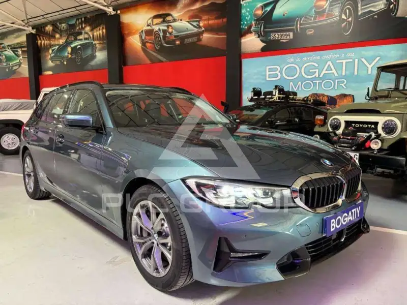 2020 BMW 330