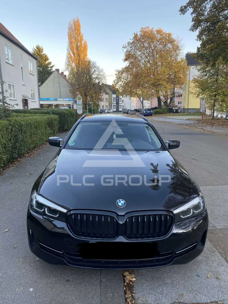 2020 BMW 520