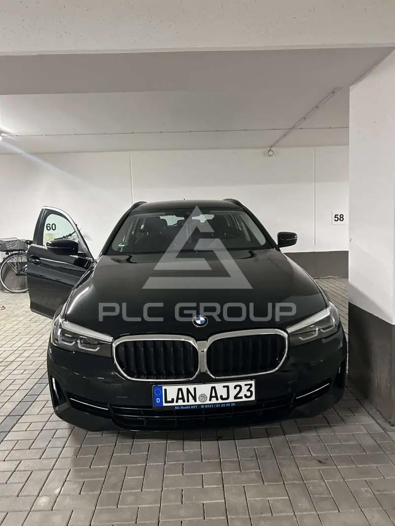 2020 BMW 520