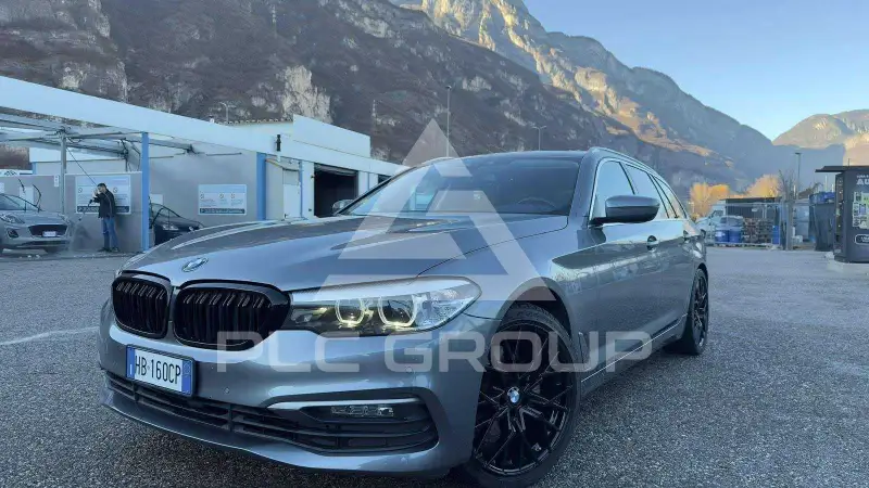 2020 BMW 520