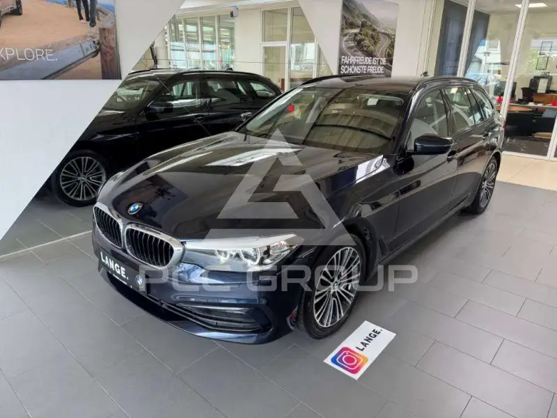 2020 BMW 520