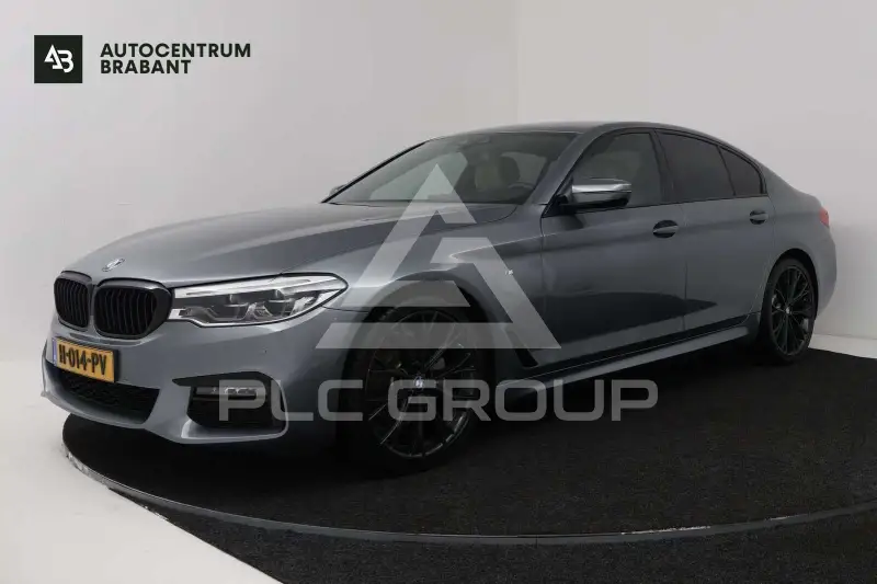 2020 BMW 520