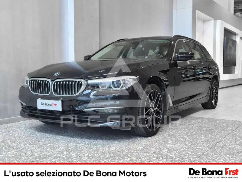 2020 BMW 520