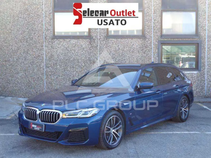 2020 BMW 520
