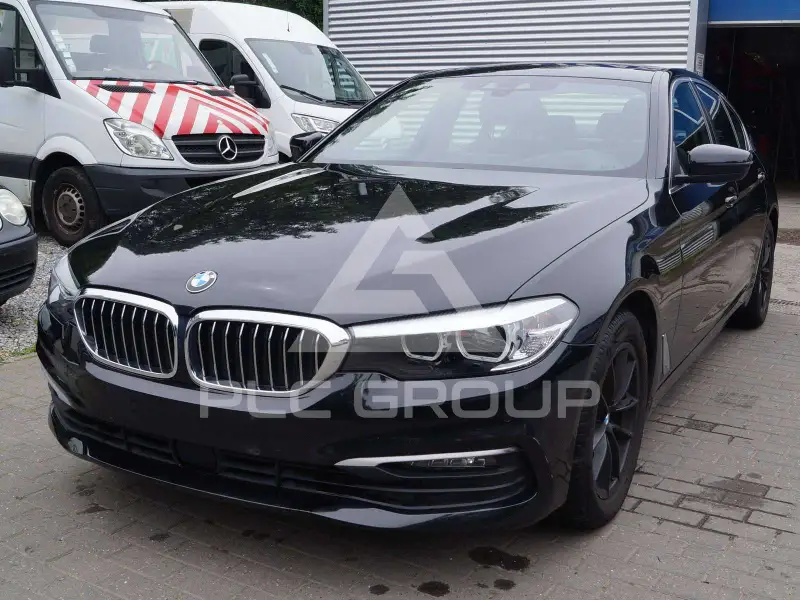 2020 BMW 520