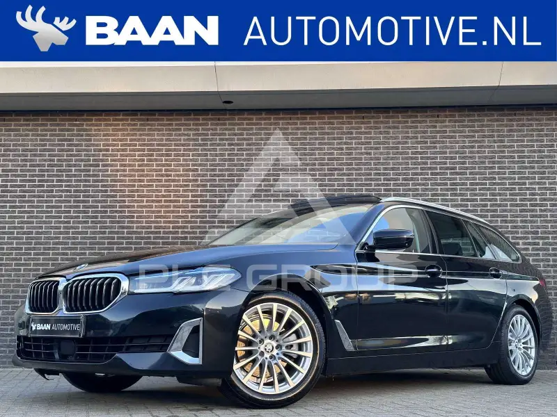 2020 BMW 520
