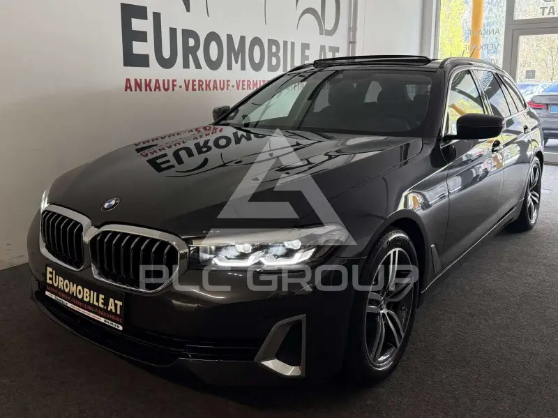 2020 BMW 520