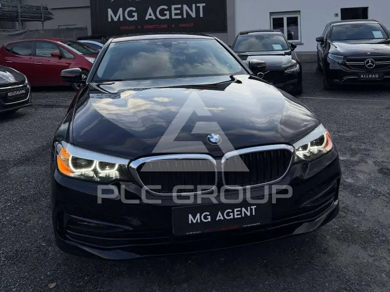 2020 BMW 520