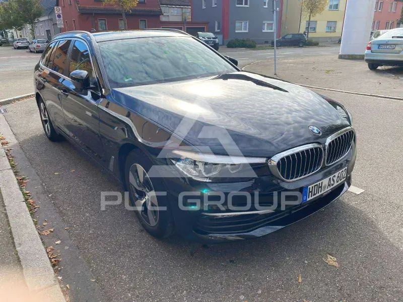 2020 BMW 520