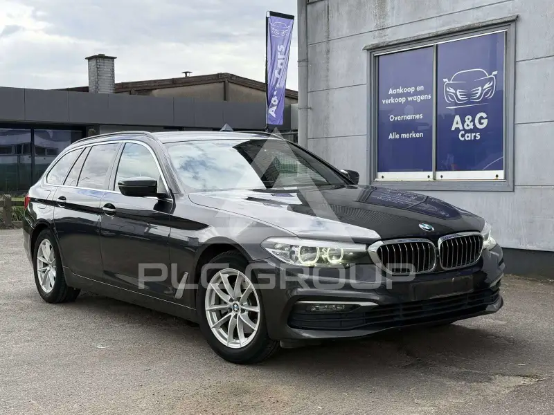 2020 BMW 520