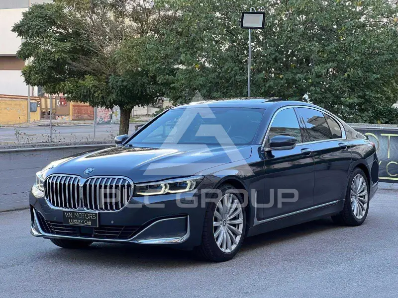 2020 BMW 730