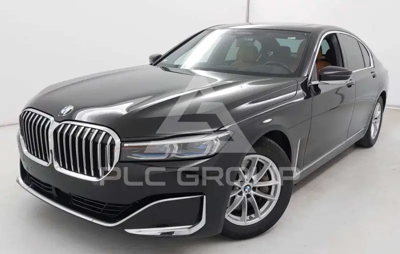 2020 BMW 730