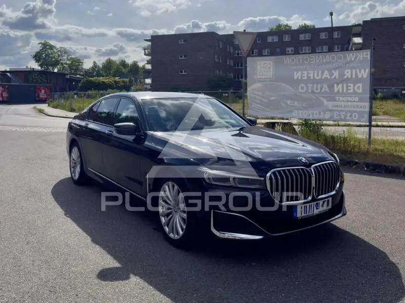 2020 BMW 730