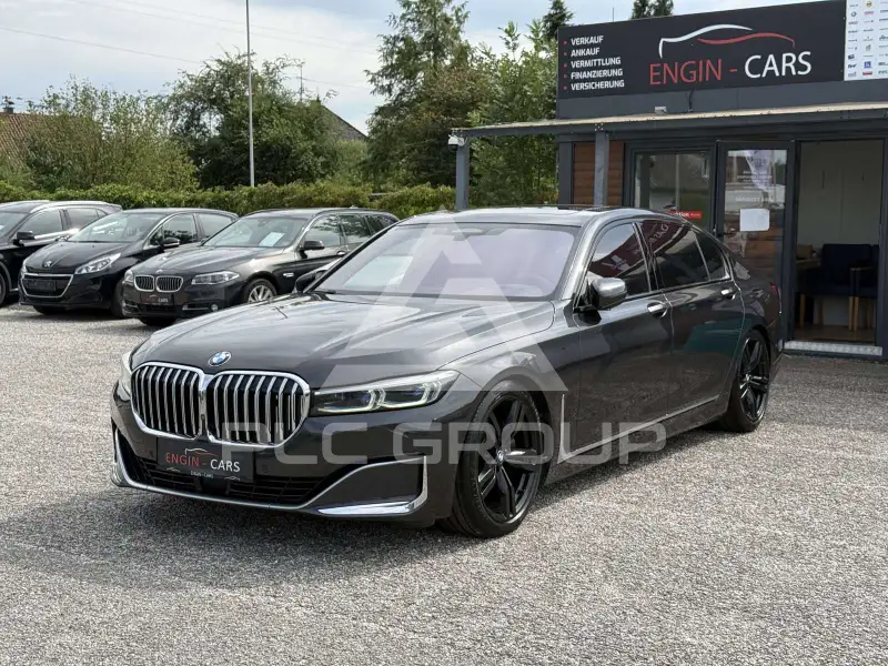 2020 BMW 730