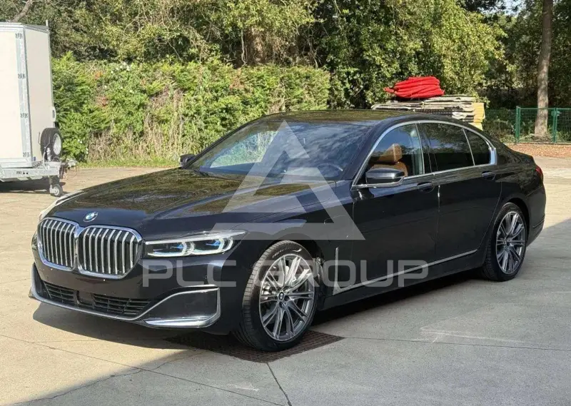 2020 BMW 730