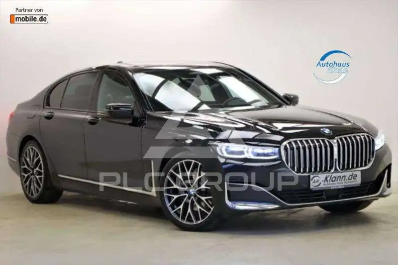 2020 BMW 730