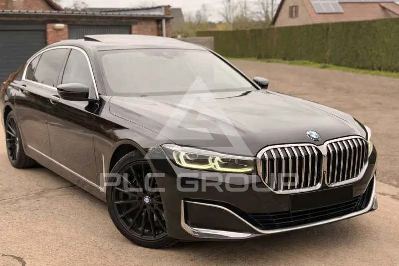 2020 BMW 730