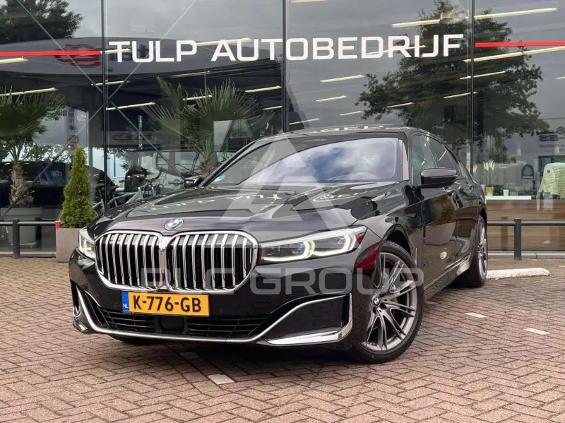 2020 BMW 730