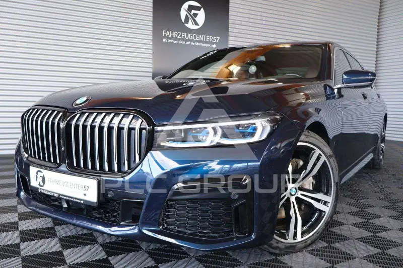 2020 BMW 730