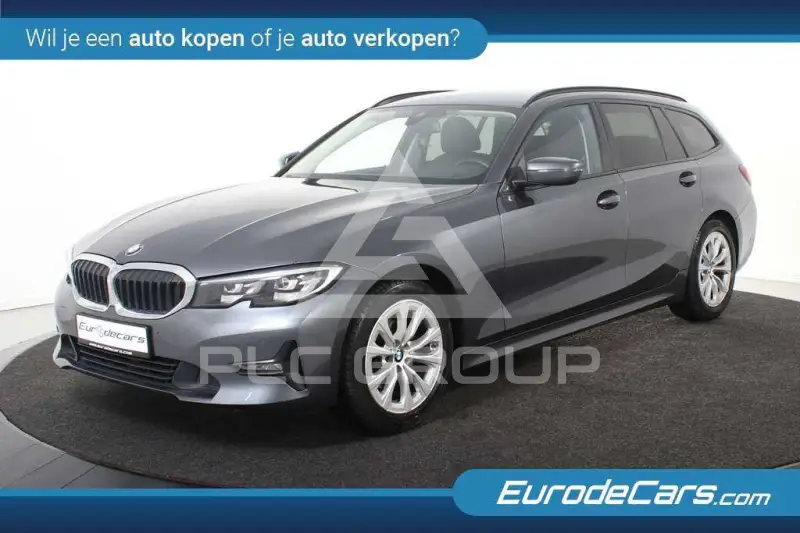 2020 BMW 318