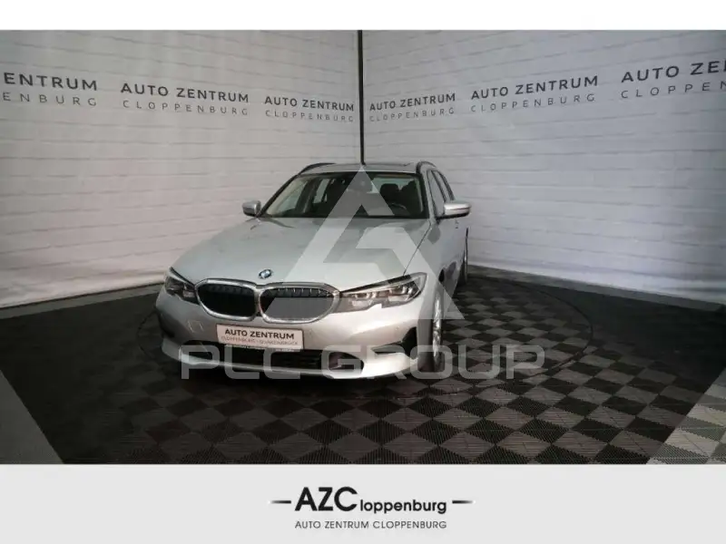 2020 BMW 318
