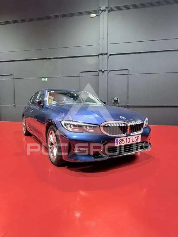 2020 BMW 318