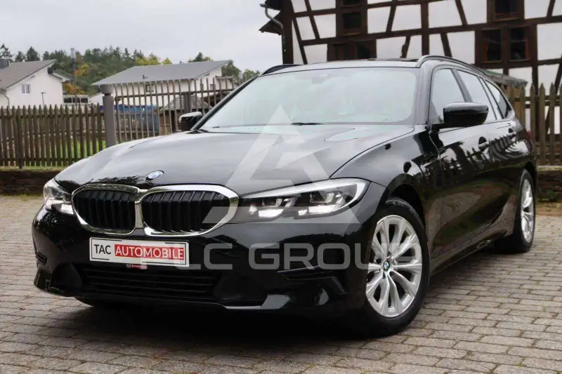 2020 BMW 318