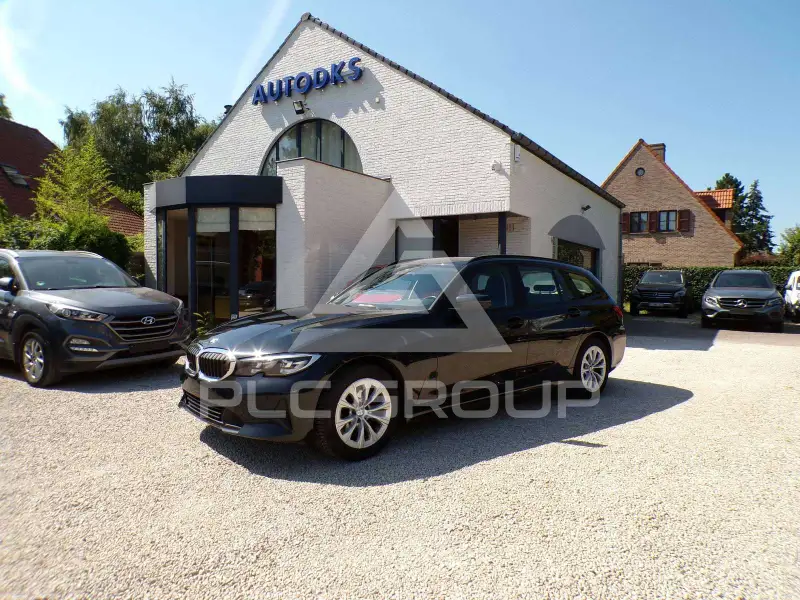 2020 BMW 318