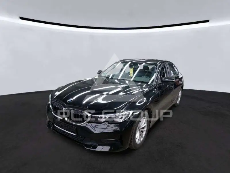 2020 BMW 318
