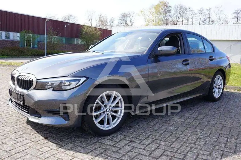 2020 BMW 318