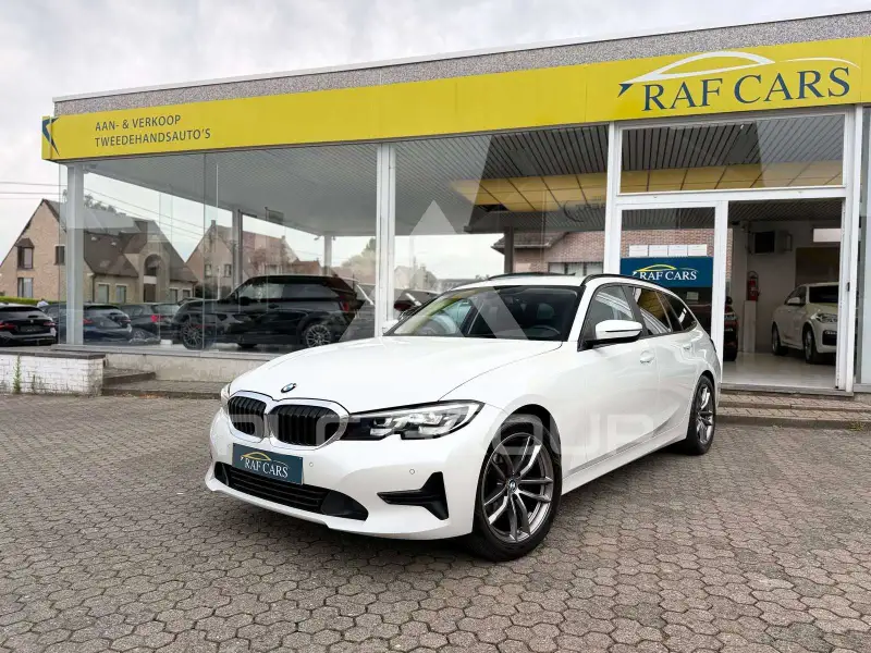 2020 BMW 318