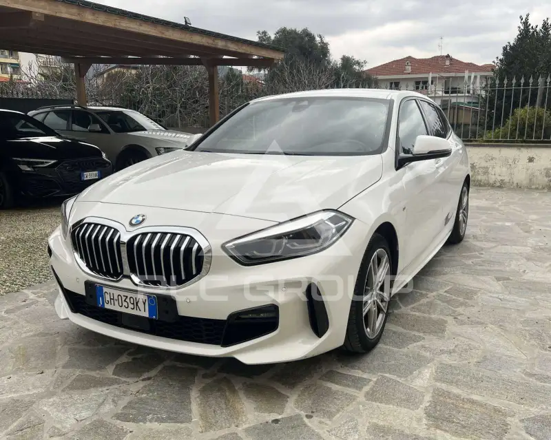 2020 BMW 118