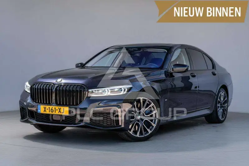 2020 BMW 745
