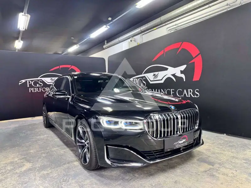 2020 BMW 745