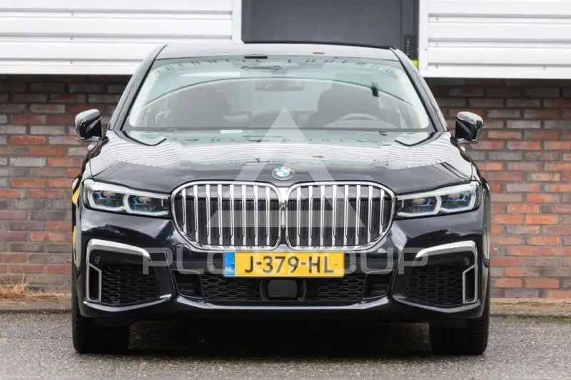 2020 BMW 745