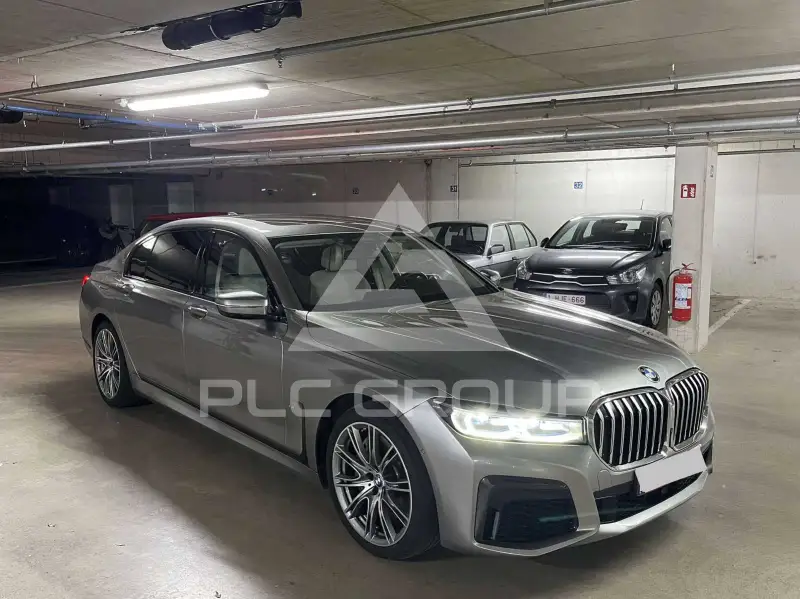 2020 BMW 745