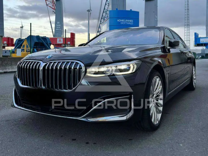 2020 BMW 745