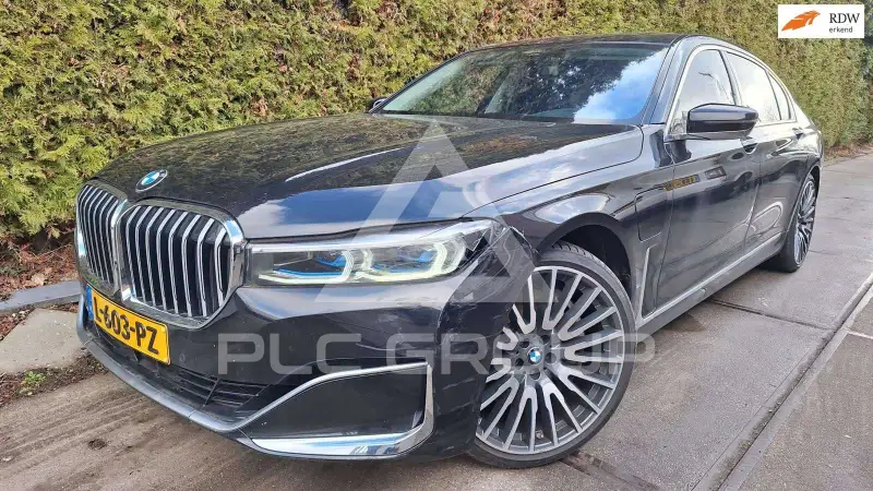 2020 BMW 745
