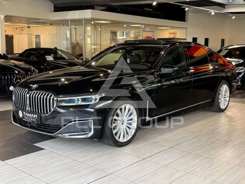 2020 BMW 745