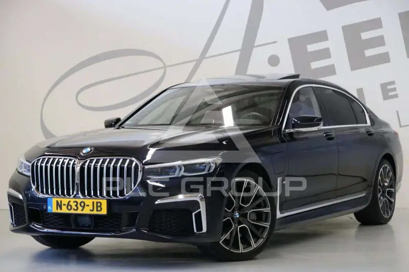 2020 BMW 745