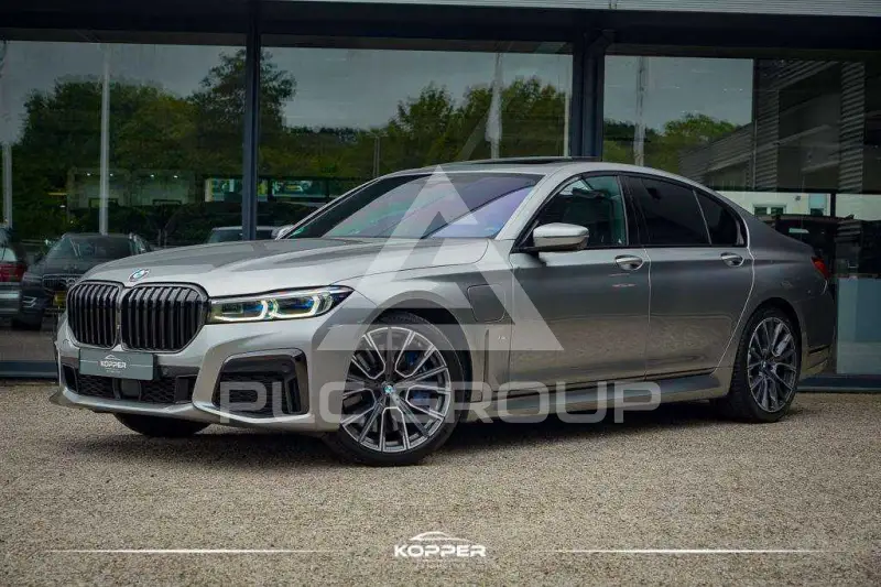 2020 BMW 745