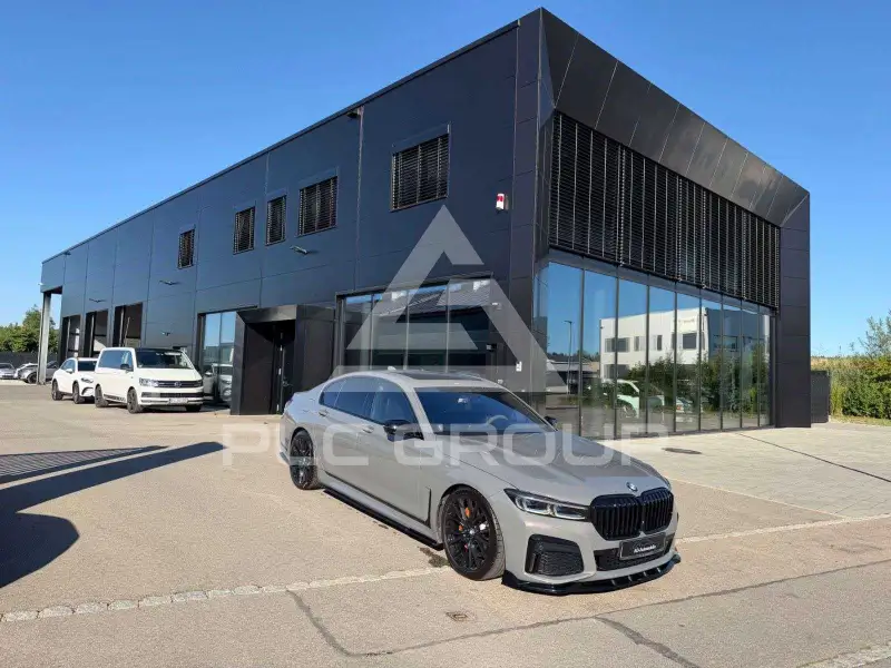 2020 BMW 745